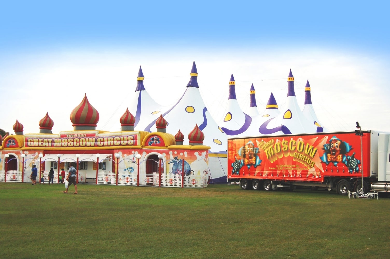 Chapiteau du cirque Great Moscow Circus